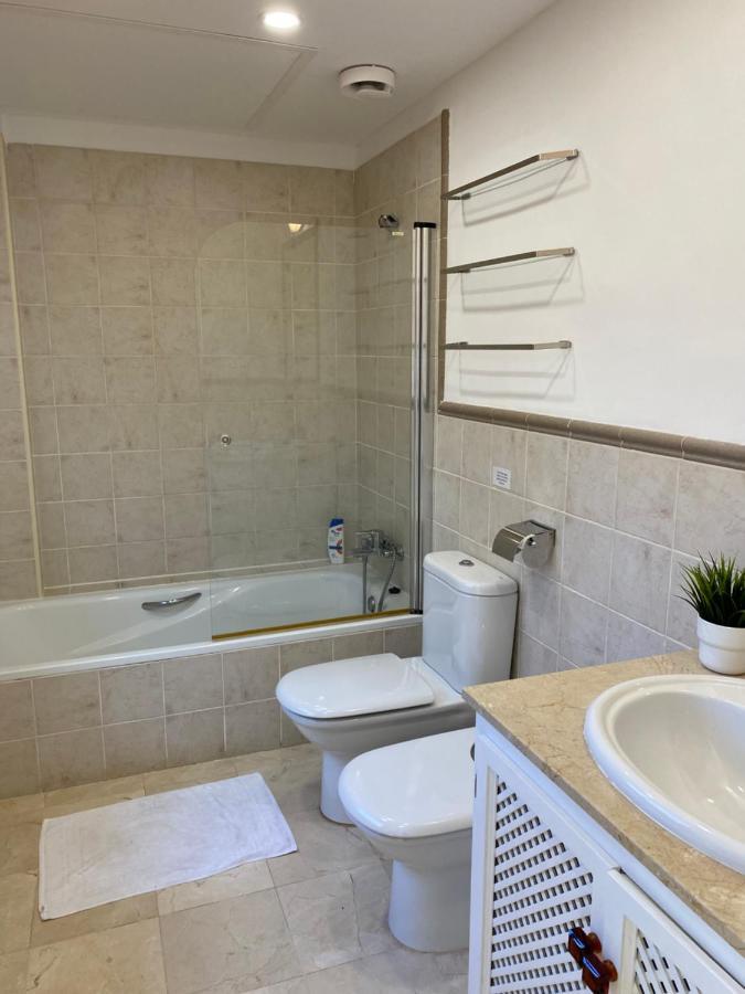 Bahia De Casares Lejlighed Estepona Eksteriør billede