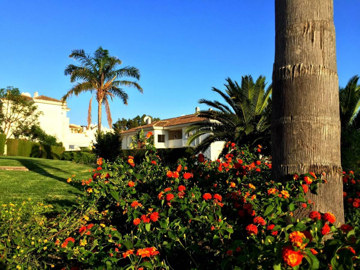 Bahia De Casares Lejlighed Estepona Eksteriør billede